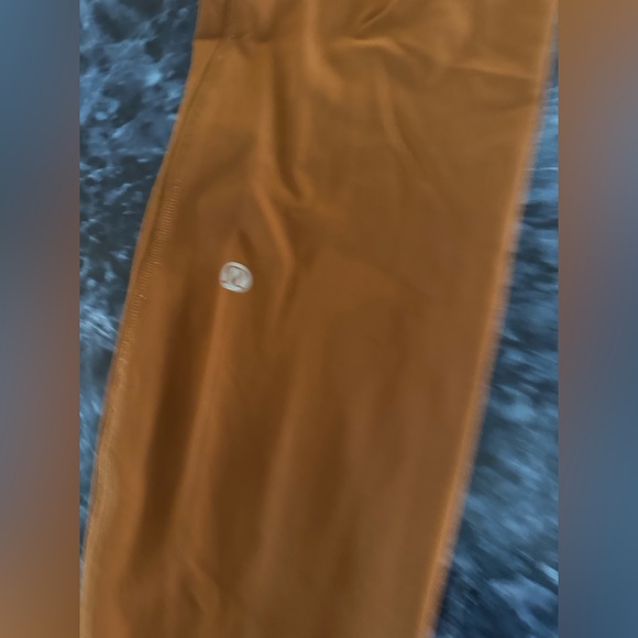 Lululemon Fast and Free Leggings - Picture 5 of 5